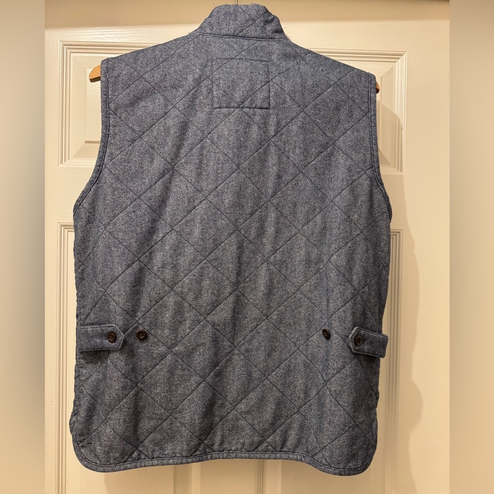 Jos. A. Bank 1905 Quilted Denim Blue Vest with Navy Fleece Lining - Picture 3 of 5